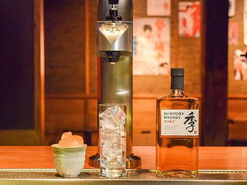 Japanese whisky highball